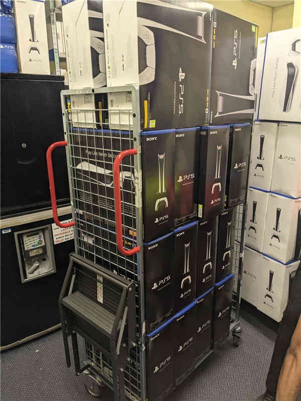 外媒透露英国零售商即将补货PS5 游戏销量增加代表玩家还能买到(图1)