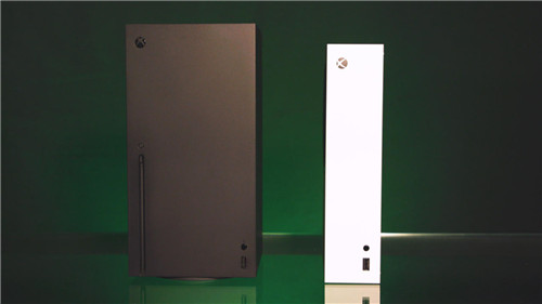 Xbox Series X/S样机图片及体积对比
