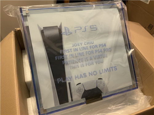 全球首个买到PS4和PS4PRO的玩家免费获赠PS5